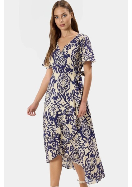 Rahat Kesim Çiçek Desenli Midi Elbise Viskoz Kumaştan Üretilmiştir Mükemmel Uyum fiyatları