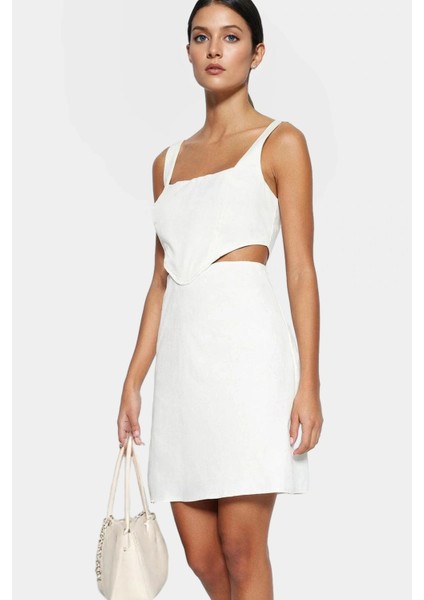 A Line Gabardin Mini Elbise Kolsuz Kare Yaka Cut Out Detay Pamuk Rahat Kullanım