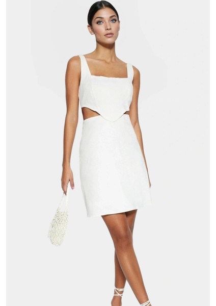 A Line Gabardin Mini Elbise Kolsuz Kare Yaka Cut Out Detay Pamuk Rahat Kullanım fiyatları