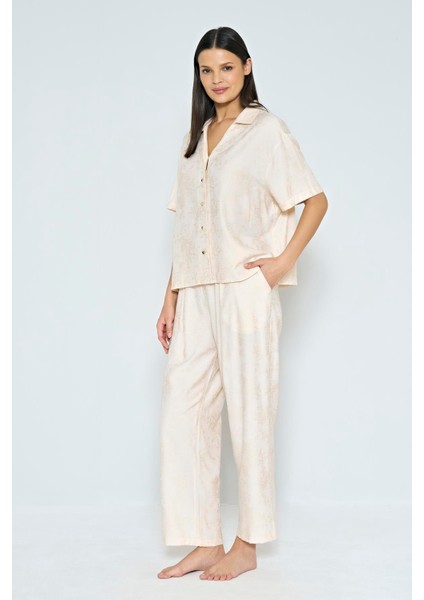 Viskon Jakarlı Önden Düğmeli Bej Pijama Takımı modelleri