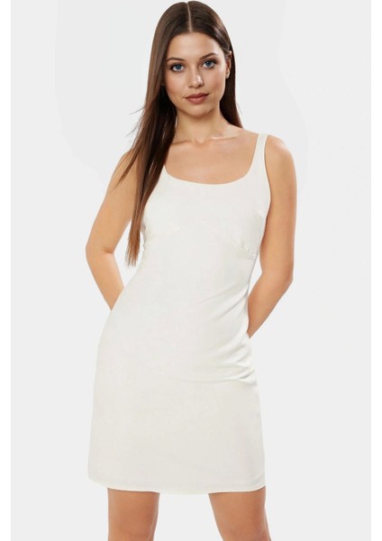 Kolsuz Mini Elbise %93 Polyester %7 Elastan 88 cm Boy Profesyonel Görünüm Şık