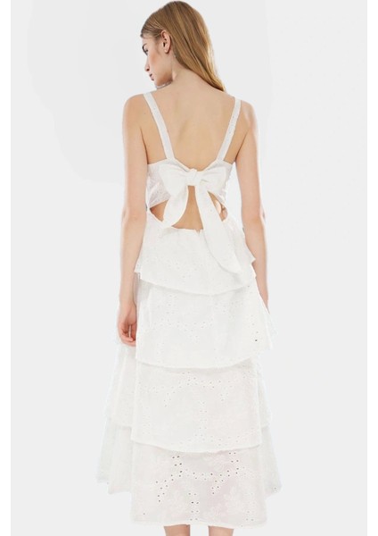 Belden Sırt Detaylı Brode Maxi Elbise Pamuk Dokuma Rahat Yazlık Trend Tasarım Seçkin Malzeme fiyatları