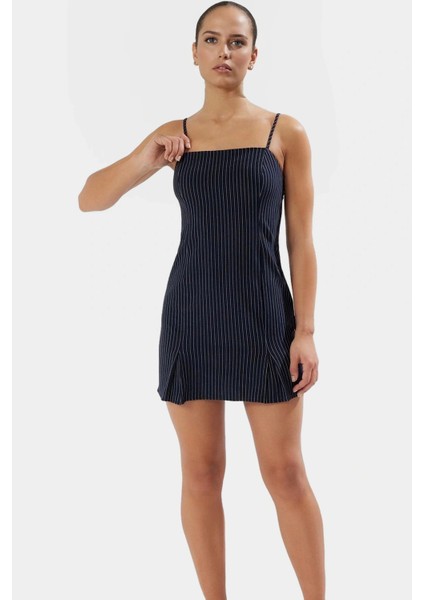 A Line Kolsuz Çizgili Mini Elbise Viskoz Dokuma Kumaştan Modern Stil Özenle Seçilmiş
