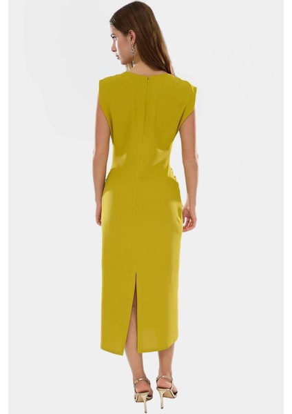 Soft Krep Dokuma Midi Elbise Vücudu Saran Kesim Profesyonel Görünüm Özenle Seçilmiş modelleri