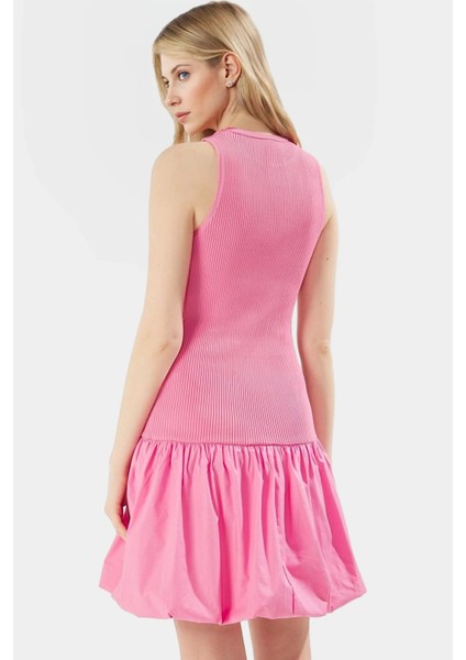 Dik Yaka Triko Mini Elbise Skater Kalıp Polyester Kumaş Yazlık Özel Tasarım Premium Kalite fiyatları