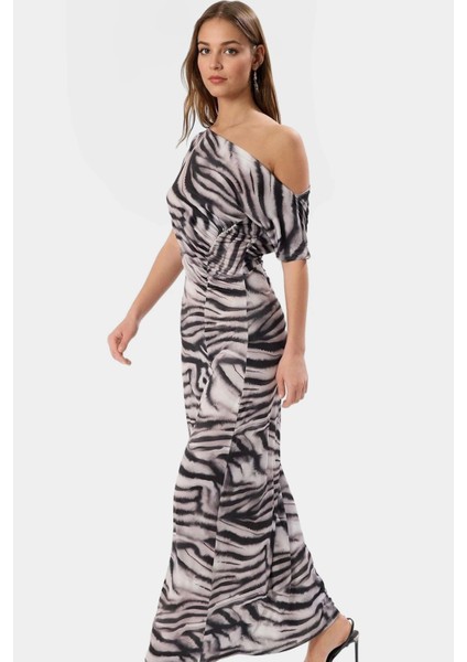 Şık Hayvan Desenli Örme Maxi Elbise Bodycon Kalıp 134 cm Boy Uzun Ömürlü fiyatları