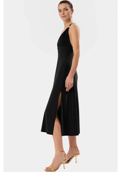 Aksesuar Detaylı V Yaka Bodycon Elbise Örme Kumaş Midi Boy Nefes Alabilir Kaliteli Işçilik modelleri