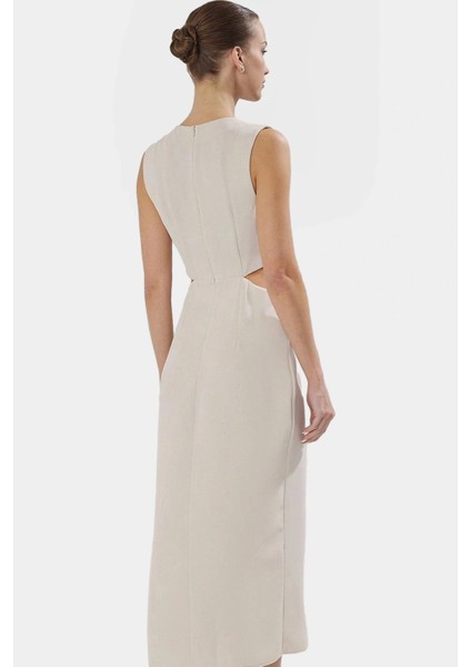A Kesim Maxi Elbise Cut Out Detaylı Polyester Krep Dokuma Mükemmel Uyum Özenle Seçilmiş modelleri