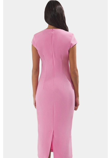 Yazlık Midi Elbise Kemerli Kare Yaka Vücudu Saran Rahat Dokuma Modern Stil Dayanıklı Malzeme modelleri