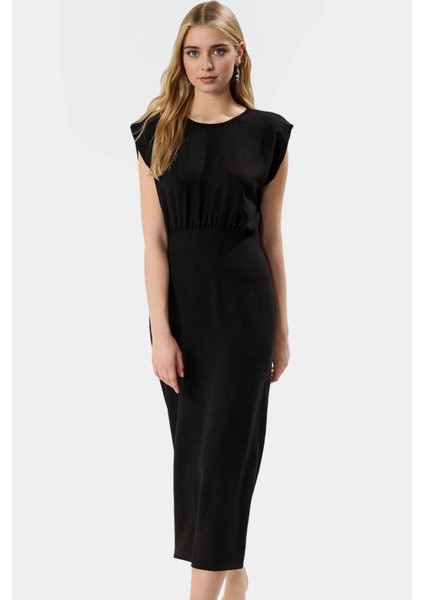 Yazlık Kadın Elbise Rahat Şık A Kesim Midi Model Polyester Kumaş Mükemmel Uyum Yüksek Kalite fiyatları