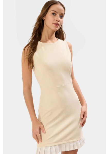 Mini Skater Elbise Örme Scuba Krep Kumaş Bisiklet Yaka Kaliteli Işçilik Konforlu Kesim