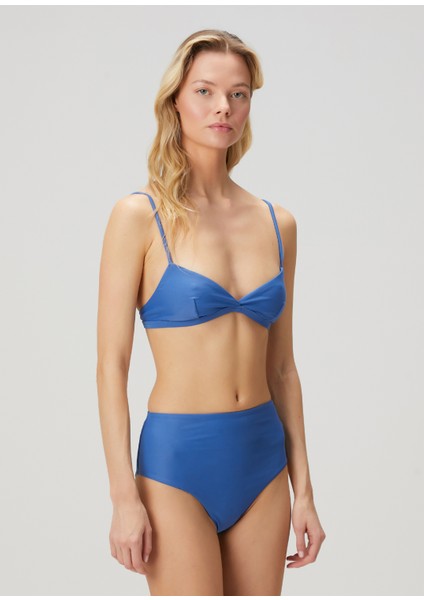 Mavi Üçgen Bikini Üstü