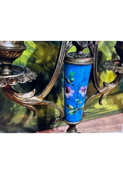 Antika 1800 Ler Fransız Sevres Bronz Işlemeli Şamdan Çifti 21,5 cm Boyunda fiyatları