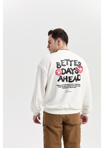 Baskılı Ekru Oversize Sweatshirt modelleri