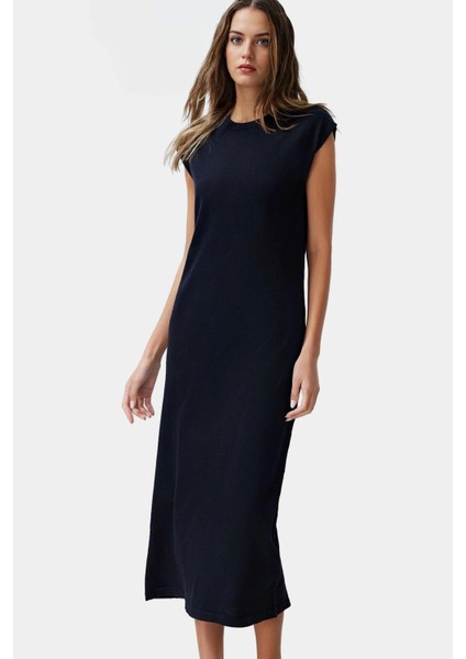 Maxi Triko Elbise Akrilik Pamuk Shift Kalıp Günlük Stil Rahat ve Şık Konforlu Kesim fiyatları