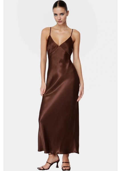 Şık Saten Maxi Elbise V Yaka Düz Kesim Yazlık Zarifane Tasarım Mükemmel Uyum Kaliteli Işçilik