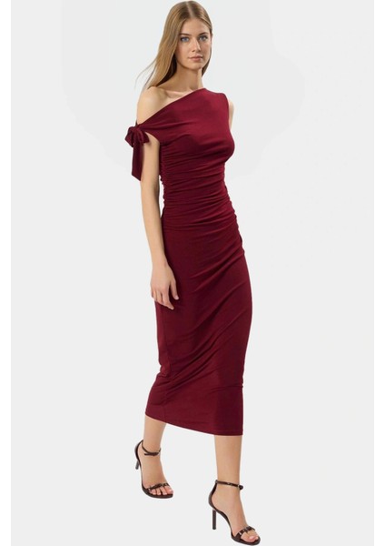 Maxi Örme Elbise Tek Omuzlu Asimetrik Yaka Şık Tasarım Modern Stil Kaliteli Işçilik