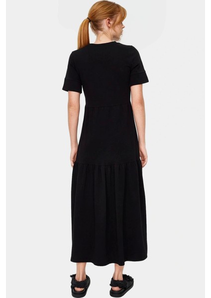 Kadın Bisiklet Yaka Örme Maxi Elbise Rahat Yazlık Günlük Stil Kullanım Modern modelleri