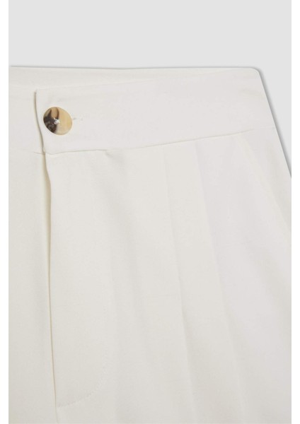 Regular Fit Yüksek Bel Pileli Şort D0963AX24SM