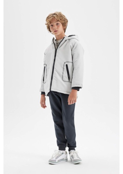 Erkek Çocuk Su Geçirmez Kapüşonlu Polar Astarlı Fermuarlı Cepli Parka D1132A824WN