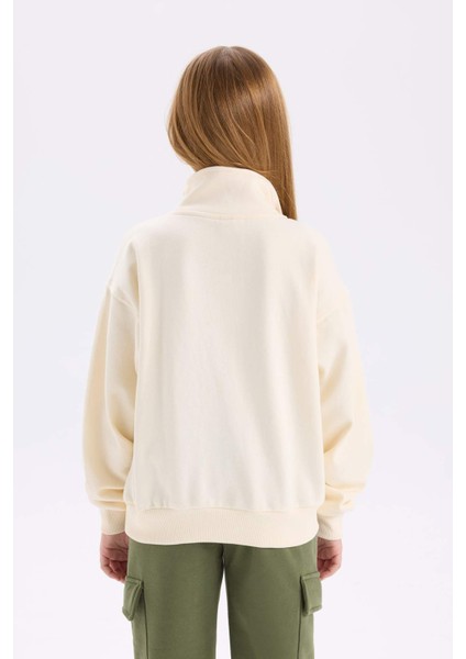Kız Çocuk Relax Fit Dik Yaka Yarım Fermuarlı Baskılı Sweatshirt D0620A824AU