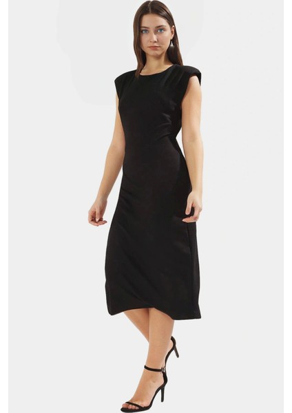 Şık Midi Elbise Örme Kumaş Bodycon Kalıp Günlük Tarz Premium Kalite Görünüm Uzun Ömürlü modelleri