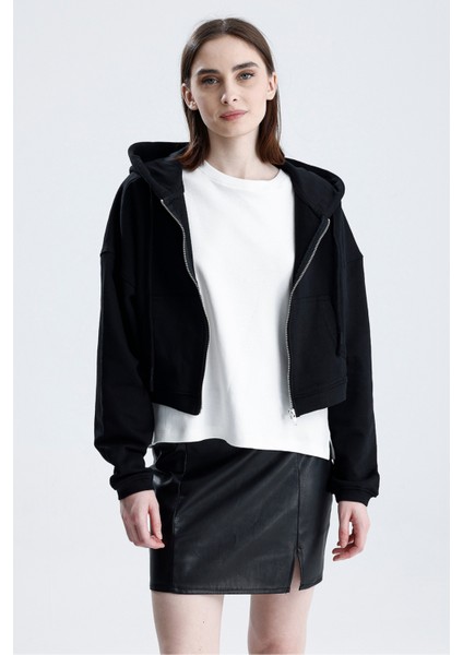 Siyah Essentials Fit Kadın Zip Hoodie %100 Pamuk Kapüşonlu Düşük Omuzlu Fermuarlı Kanguru Cepli