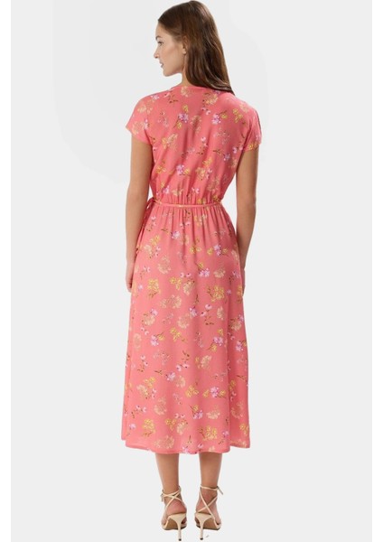 Yazlık Çiçekli Midi Elbise Viskoz Kumaş Kruvaze Günlük Tarz Konforlu Kesim Özenle Seçilmiş modelleri