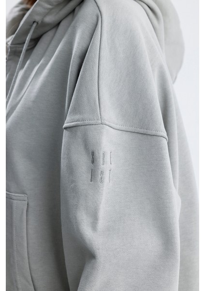 Gri Essentials Fit Kadın Zip Hoodie %100 Pamuk Kapüşonlu Düşük Omuzlu Fermuarlı Kanguru Cepli fırsatları