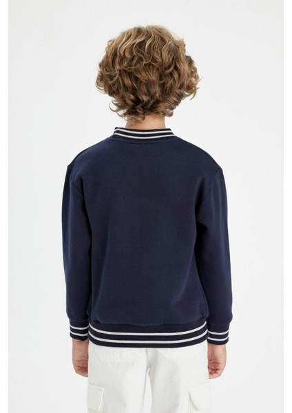 Erkek Çocuk Lacivert Oversize Geniş Kalıp Bisiklet Yaka Baskılı Sweatshirt D1911A824WN