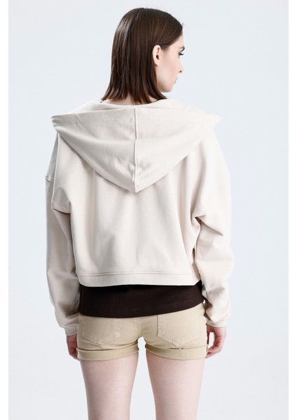 Ekru Essentials Fit Kadın Zip Hoodie %100 Pamuk Kapüşonlu Düşük Omuzlu Fermuarlı Kanguru Cepli