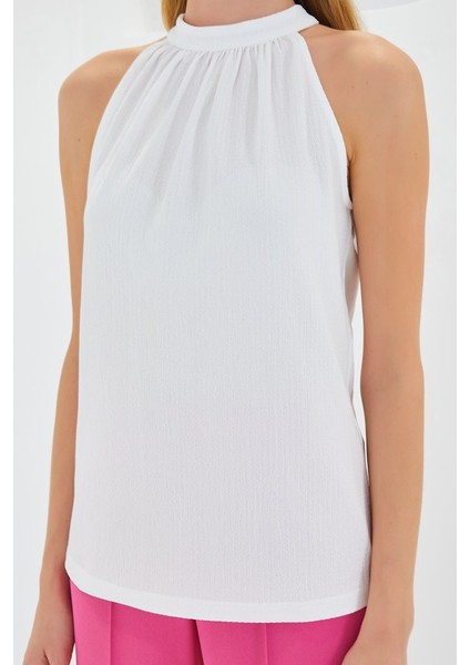 0489 Halter Yaka Örme Bluz - Beyaz fırsatları