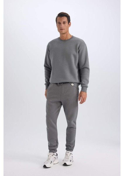 Jogger Eşofman Altı Standart Fit Basic Düz Beli Bağcıklı Lastikli Paça Cepli A6468AX24AU