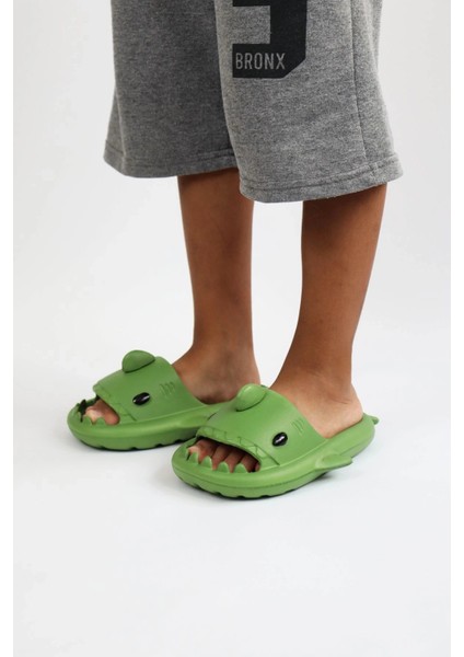 WG500 Köpekbalığı Haki Unisex Tam Ortopedik Terlik Shark Slides fırsatları