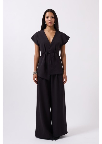 Bağcık Detay Yelek fiyatları