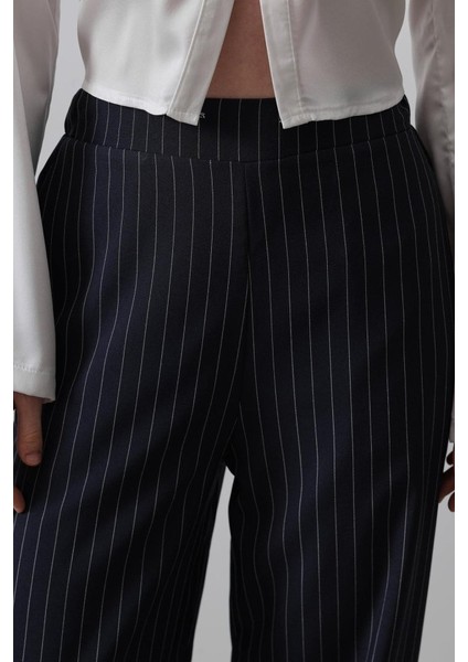 Beli Yarım Lastikli Palazzo Pantolon - Lacivert-Beyaz fırsatları