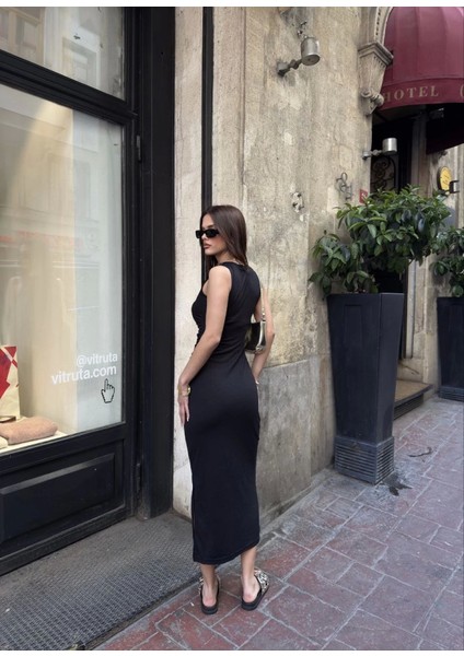 Osy Modal Yumuşak Dokulu Kumaş Bisiklet Yaka Sıfır Kolsuz Yırtmaçlı Uzun Elbise - Siyah modelleri