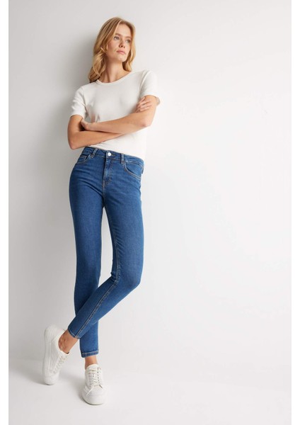 Rebeca Skinny Fit Yüksek Bel Dar Paça Bilek Boy Jean Pantolon C7609AX24AU