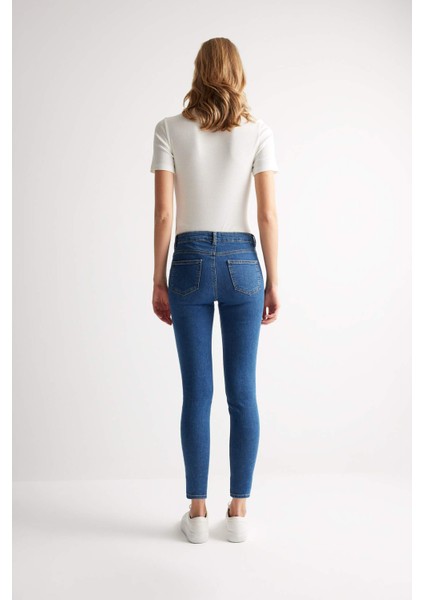 Rebeca Skinny Fit Yüksek Bel Dar Paça Bilek Boy Jean Pantolon C7609AX24AU