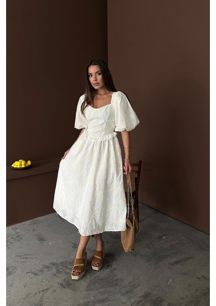 Ekru Balon Kollu Dantelli Brode Elbise