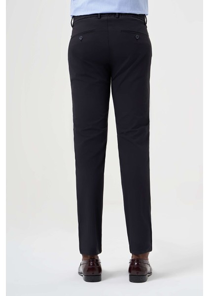 Erkek Regular Fit Lastikli Spor Pantolon Sıyah PNS23Y23005_D99