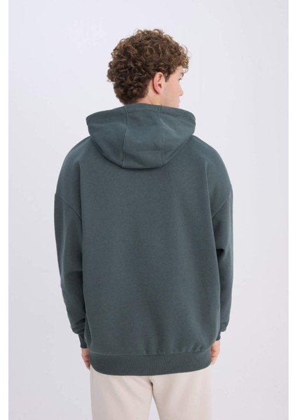 Oversize Geniş Kalıp Kapüşonlu Kanguru Cepli Basic Düz Sweatshirt X8287AZ24AU