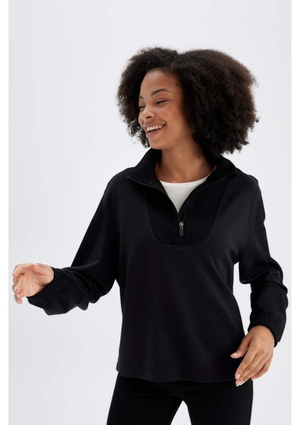 Fit Oversize Geniş Kalıp Dik Yaka Modal Sporcu Sweatshirt D0388AX24AU