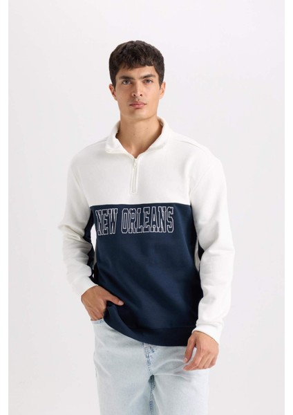 Relax Fit Dik Yaka Yarım Fermuarlı Baskılı Kalın Sweatshirt D2169AX24AU