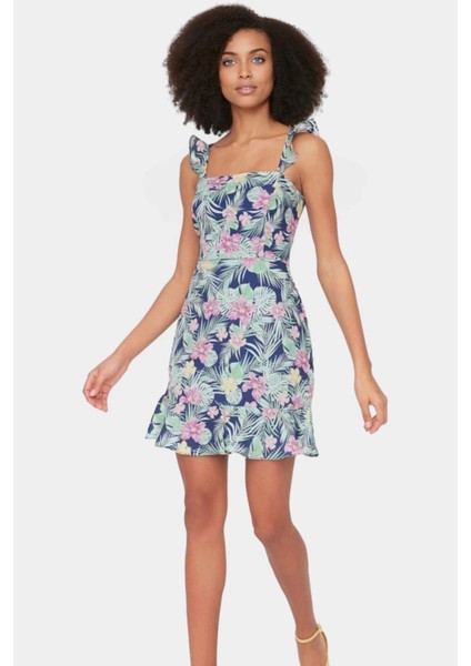 Yazlık Çiçekli Mini Elbise A Line Kare Yaka Moss Krep Polyester Rahat ve Şık modelleri