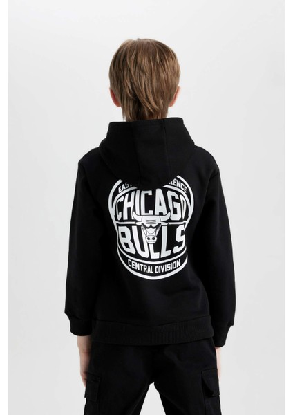 Erkek Çocuk Siyah NBA Chicago Bulls Oversize Geniş Kalıp Kapüşonlu Sırt Baskılı Sweatshirt D3123A824AU