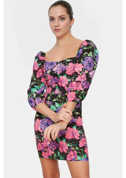 Bodycon Mini Elbise Polyester Queen Crep Dokuma Truvakar Kol Kemerli Profesyonel Görünüm