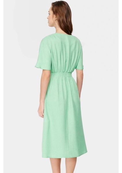 Şık Keten Görünümlü Kuşaklı Midi Elbise Rahat ve Nefes Alabilir Günlük Kullanım Için Modern Stil fiyatları