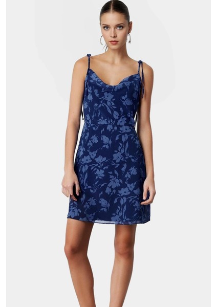 A Line Şifon Mini Elbise Çiçek Desenli Polyester Yazlık Günlük Kullanım Için Uzun Ömürlü modelleri