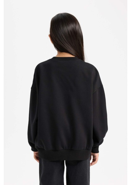 Kız Çocuk Oversize Geniş Kalıp Bisiklet Yaka Baskılı Sweatshirt D4381A824WN